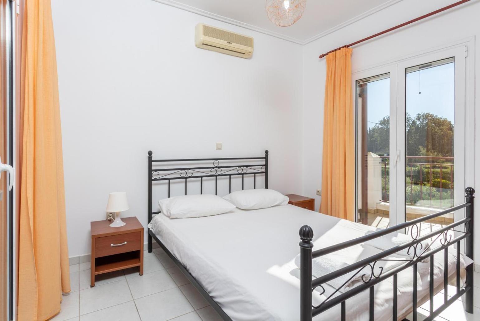 Villa Europe Thia Fokata ภายนอก รูปภาพ
