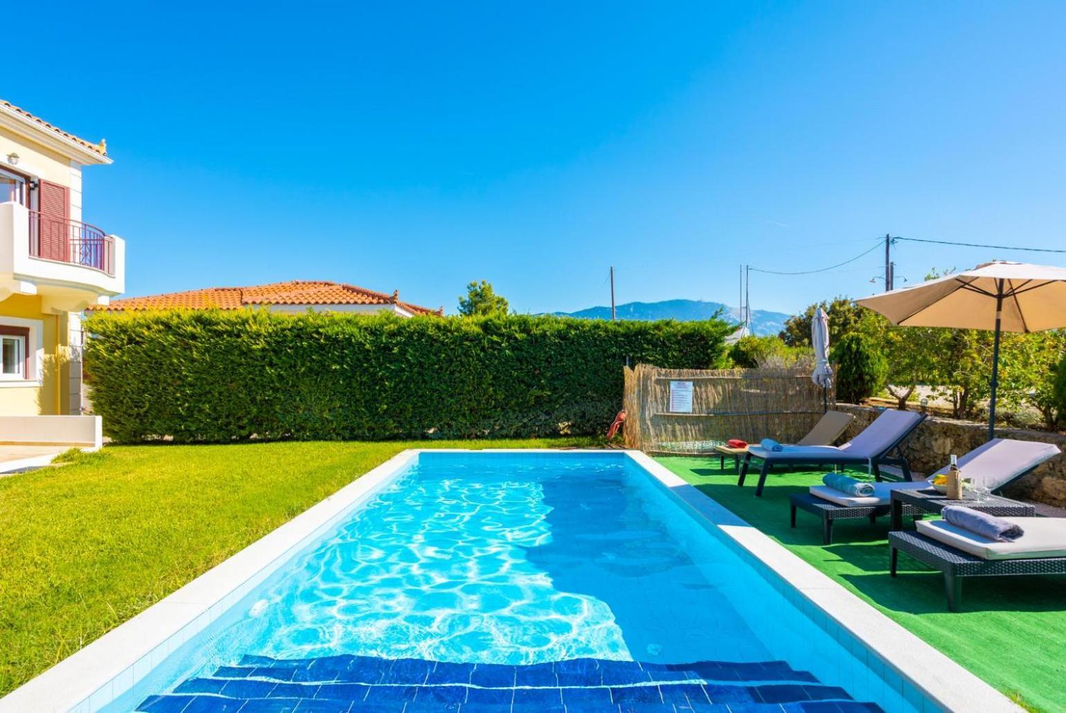 Villa Europe Thia Fokata ภายนอก รูปภาพ