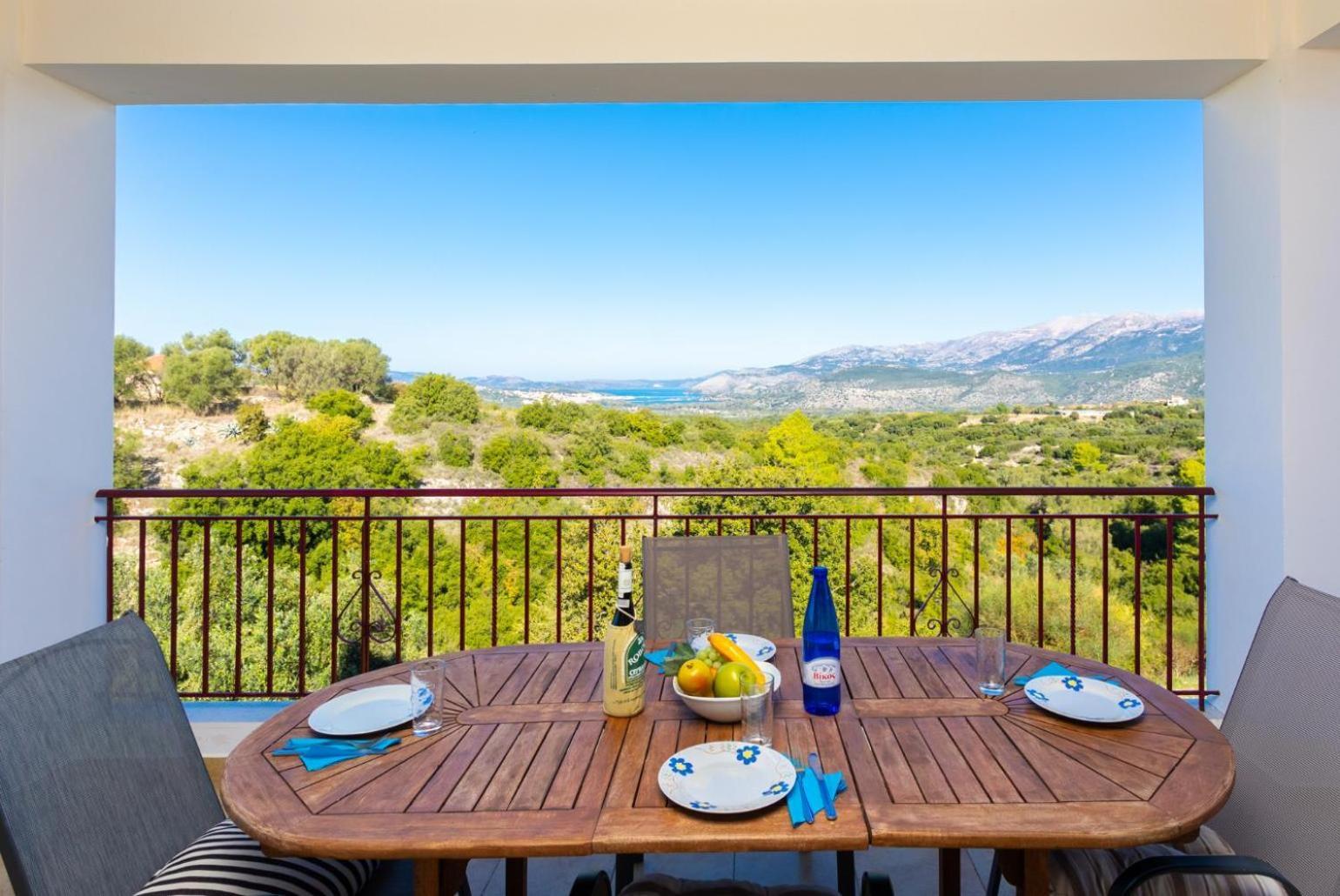 Villa Europe Thia Fokata ภายนอก รูปภาพ